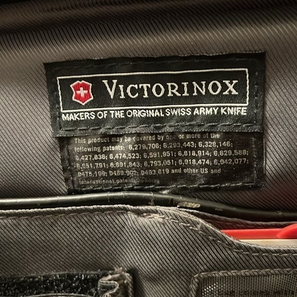 Victorinox Swiss Army Black Laptop Big Ben Travel Backpack. - Picture 4 of 13